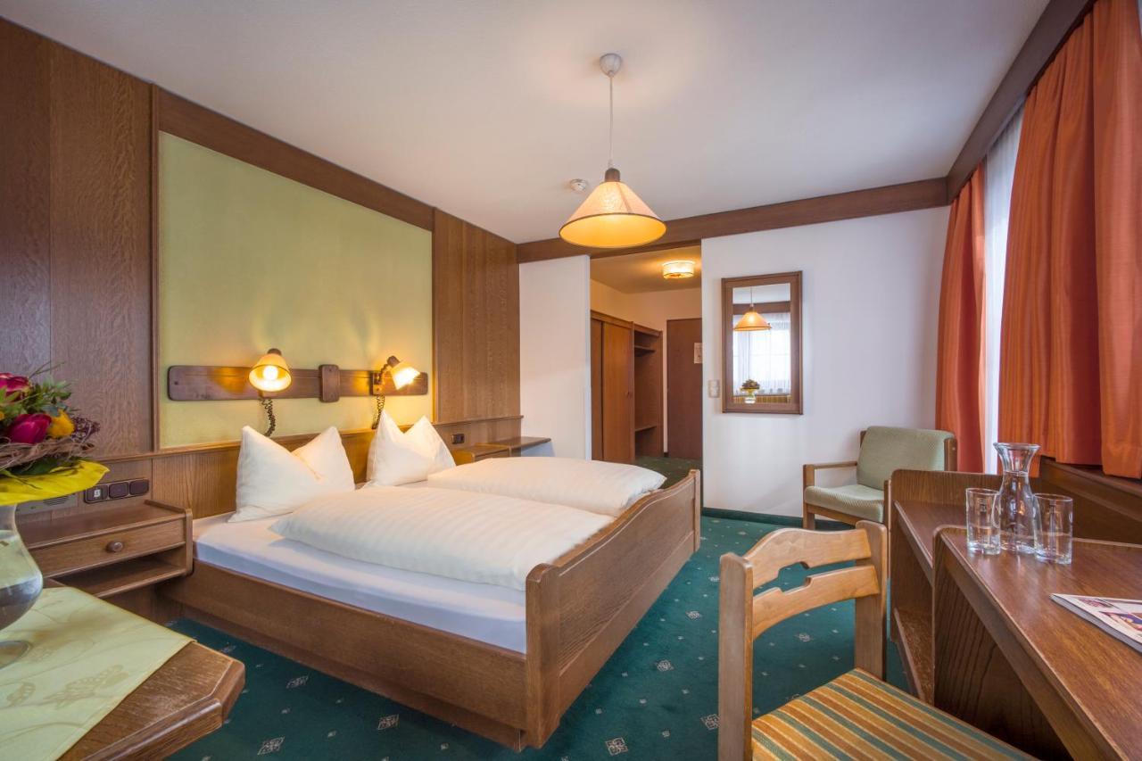 Alte Post Bed & Breakfast Ellmau Exterior photo